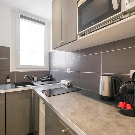 Bright - Sacre Coeur Basilica *